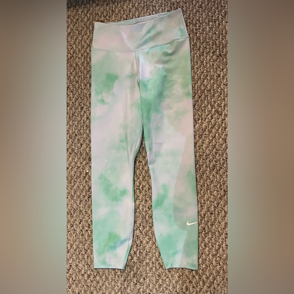 Like-New Nike Women’s size XS Green & White Tie-Dye Athletic Leggings - Picture 1 of 12